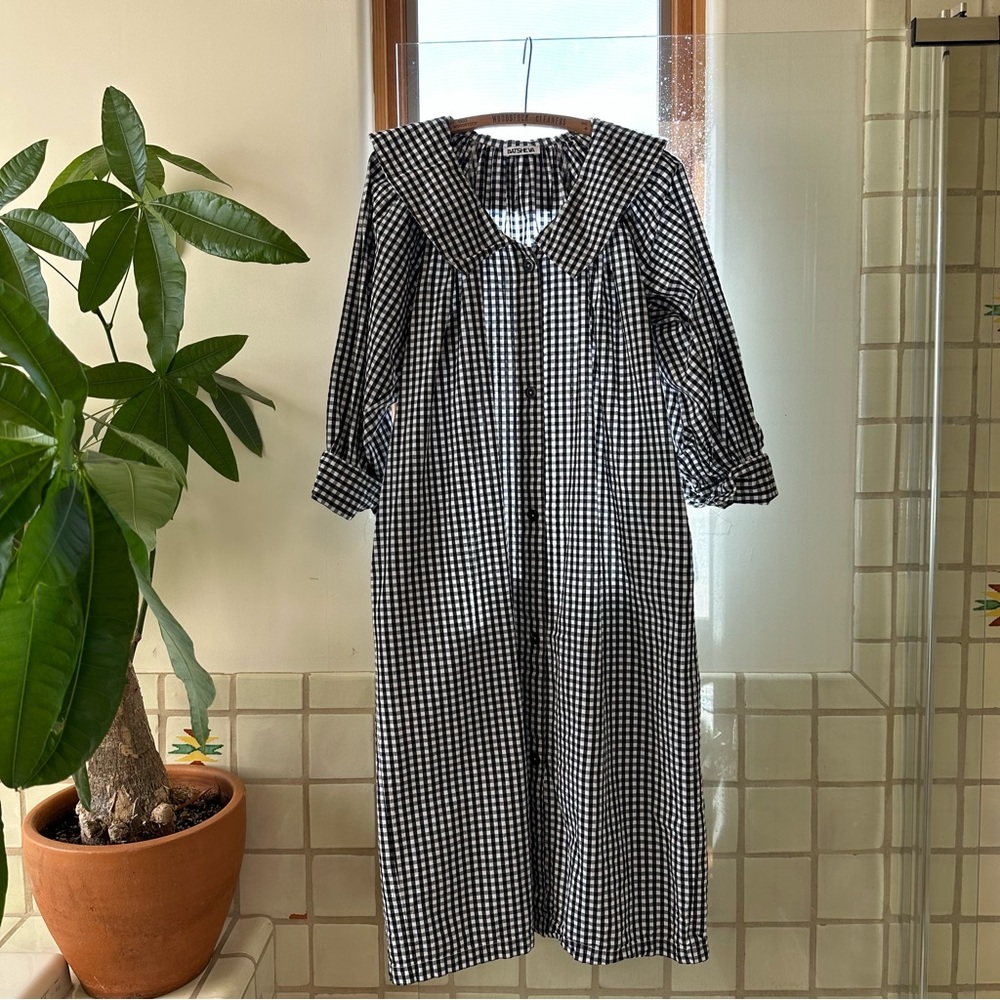 BATSHEVA gingham house dress ♥️